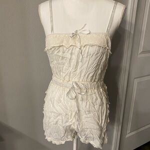 Elegant White Lace Trimmed Women's Romper